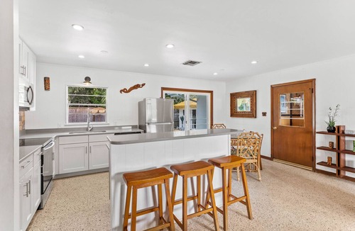 Laguna Beach Estates House | Unique Tiki House- Private POOL-Golf cart-Nothing like this!