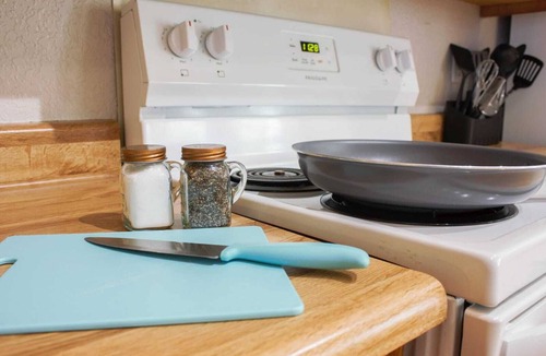 Killeen House | Unplug at our family-friendly home with a spacious yard close to Fort Hood!