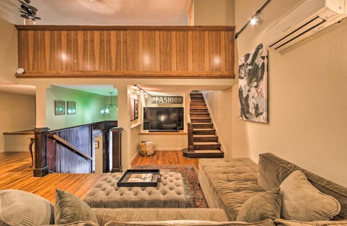 Marshall Apartment | Updated Apartment in Historic Dtwn Marshall!