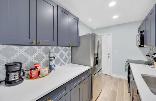 Jacksonville House | Updated Bungalow Bliss Central