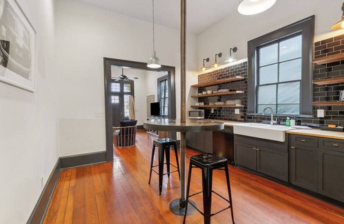 Bywater Apartment | Updated Bywater Apt 5 minutes to French Quarter