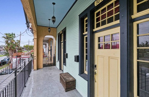 Bywater Apartment | Updated Bywater Apt 5 minutes to French Quarter