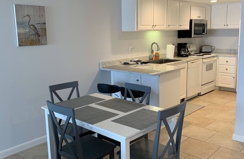Sunnyside Condo | Updated Condo in Midrise Building. Directly On Beach. Beautiful View!