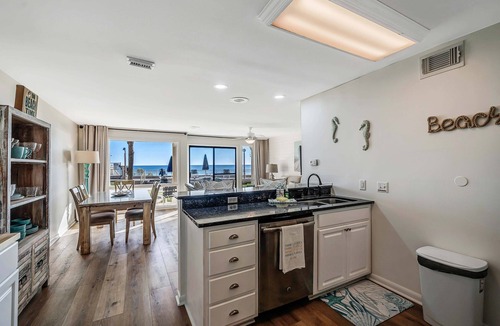 Fort Bay Condo | Updated Latitude 29 #26 Beachfront w/Pool, Hot Tub & Grills! Free Golf & Tix!