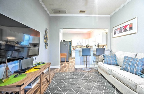 Ybor City Apartment | Updated Ybor City Duplex ~ 1/2 Mi to Seventh Ave!