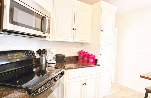 Milan House | Uptown New Orleans Home -7 mins to FQ Free Parking