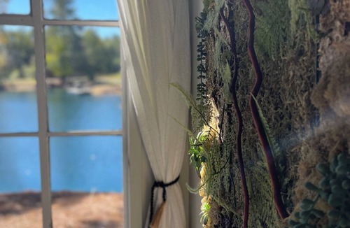 Boaz Cabin | URBAN PINES: The Dam Hideaway CHECK OUT GREAT PRICE
