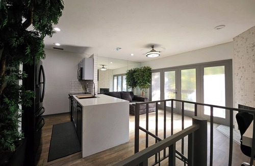 Lake Highlands Condo | Urban Treehouse