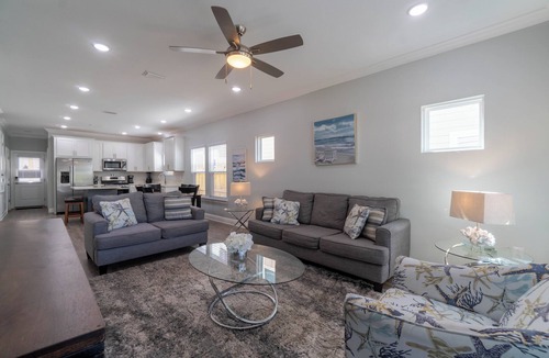 South Pensacola House | Urban Vista & Flat | Family Friendly