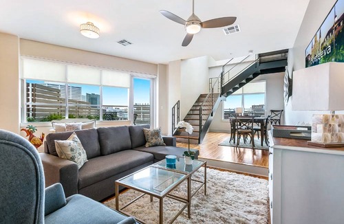 Central Business District Hotel | Live in the Heart of Downtown New Orleans