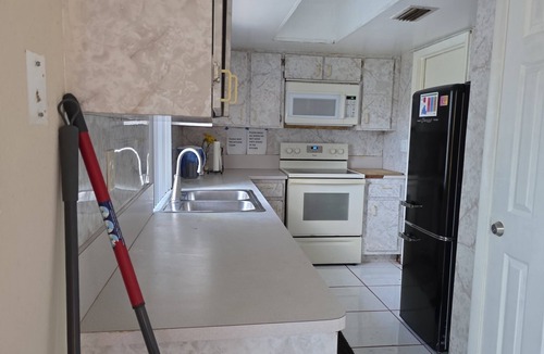 Lauderhill House | Vacation House for The Whole Family!