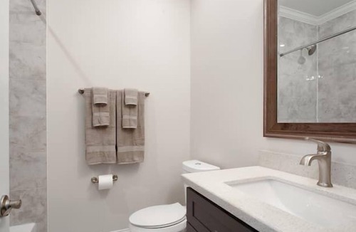 Tulane - Gravier House | VCAY-Fantastic Home Located Near The French Quarter