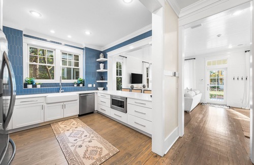 Forest District House | Vibrant WaterColor Haven: Electric Cart, Closet to Camp WaterColor, & Green Space Galore