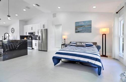 Naples Villa | Villa Anna Retreat with Pool