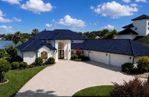 Montgomery Villa | Villa de Lago! A Stunning Waterfront Estate on Lake Conroe