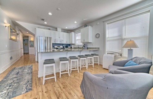 Fort Bay Condo | Villa Rosemary - Shared Pool & Tennis, Sleeps 18!