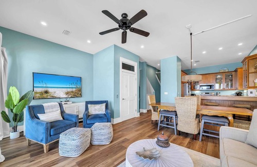 Delos House | Villa Royale | 1 PM Check in! | Beach Front Done Right! | Splash Pool! | Upgrades Done In 2026!