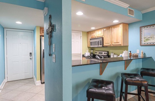 Biloxi Condo | Villas at Ocean Club - Ground Floor Convenience! Easy Beach and Pool Access!