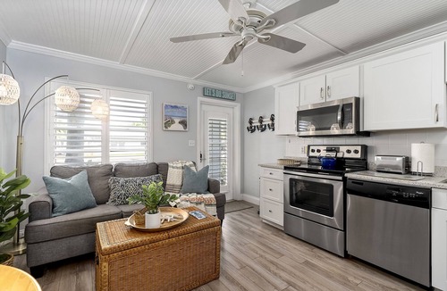 Bradenton Beach Condo | Villas By The Sea #2, Anna Maria Island Condo, one block from beach, heated pool