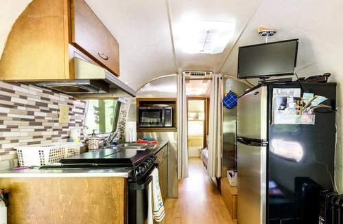 Crane Hill House | Vintage Airstream Trailer for a Glamping Escape in Alabama