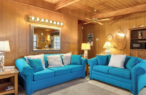 Laguna Beach Estates House | Vintage Waves