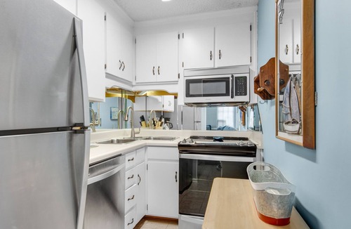 Miramar Beach House | Walk 2 Beach~4 Pools~Hot Tub~Tennis + Shuffle Board~Horizon South 51B