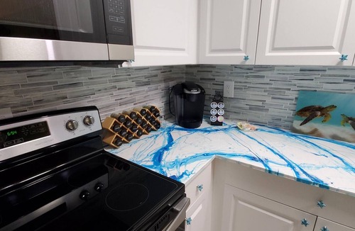 Englewood Apartment | WALK TO BEACH ACCESS! DOG FRIENDLY PROPERTY! UNIT 2D