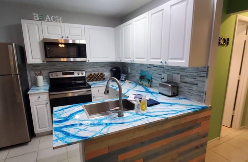 Englewood Apartment | WALK TO BEACH ACCESS! DOG FRIENDLY PROPERTY! UNIT 2D