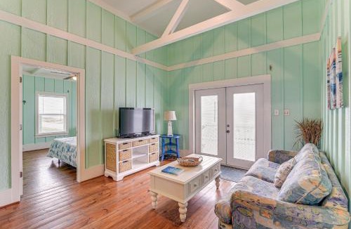 Port Bolivar House | Walk to Beach: Home w/Hot Tub & Deck in Gilchrist