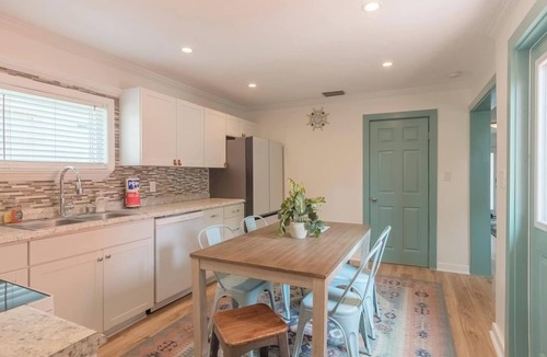 Smith's Memento House | Walk to Beach, Ocean Center & Main St | Garage | 60' Driveway. PETS OK!
