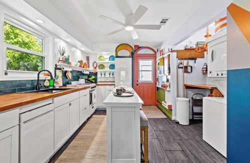 Panama City House | Walk to Dinner & the Bay! Pets OK 15 Min to Beaches St Andrews Artsy Beauty