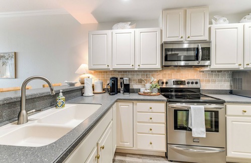 Placida Apartment | Walk to Marina: Placida Condo w/ Community Perks!