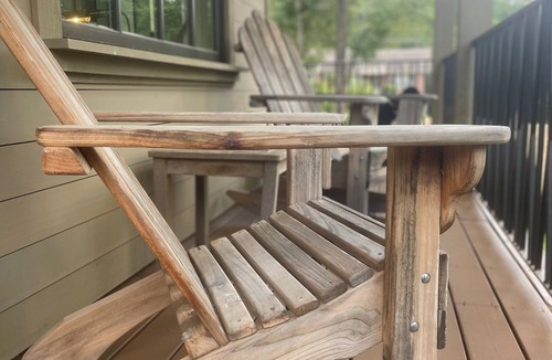 Oxford Cottage | Walk to Oxford Square and Grove on Ole Miss Campus. No stress or parking hassles