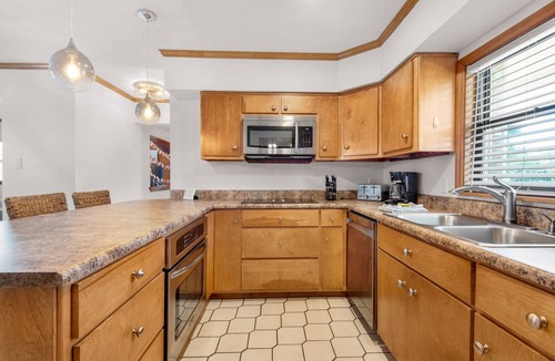 Toilla Segunda House | 🌅Walk to Pensacola Beach-Pet Friendly-3BR The Sugar Shack🌅