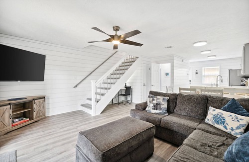Bahama Beach Condo | Walk To The Beach, Restaurants & Shipwreck Waterpark - 2.5 Miles From Pier Park