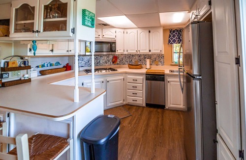 Cudjoe Key Cottage | Walk to the Pool - Venture Out Unit 333