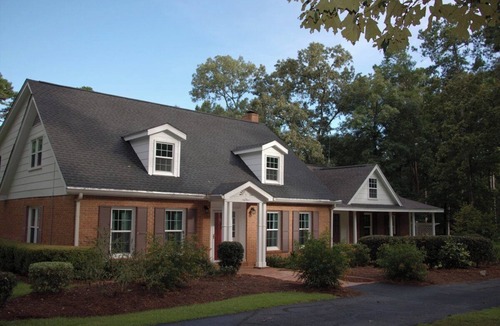 Tallahassee House | Walkabout on 9 Parklike Acres | Reunions and Gatherings | Weddings