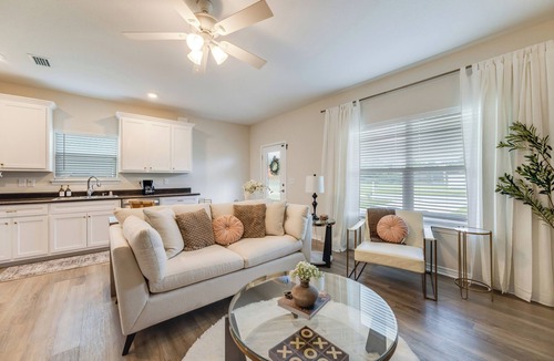 Laurel Hill House | Water Oaks Retreat Charming 2-bedroom house in Laurel Hill