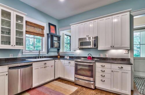 Cottage District House | Watercolor - 35 Lyonia