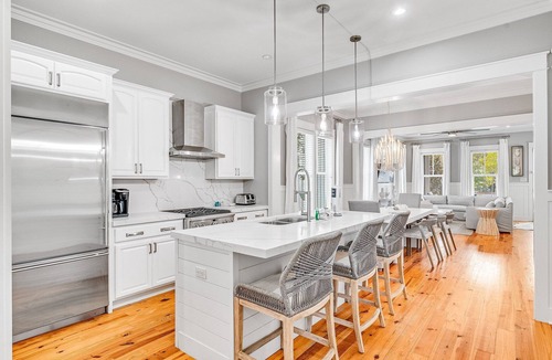 Forest District House | WATERCOLOR ACROSS FROM POOL! 4/4 SLEEPS 10! 6 SEATER GOLF CART!