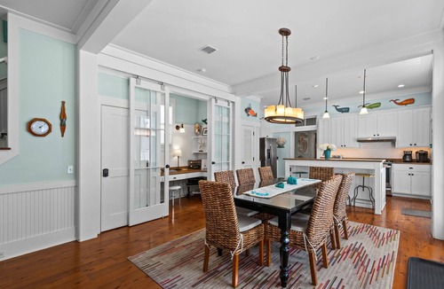 Watercolor House | WaterColor Amenity Passes, Sleeps 8 + Free Attraction Tickets!