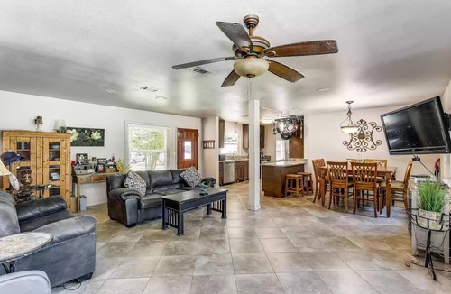 Fort Walton Beach House | Waterfront 3 BR home with salt water pool
