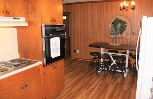 Karnack House | Waterfront 5 Bedroom