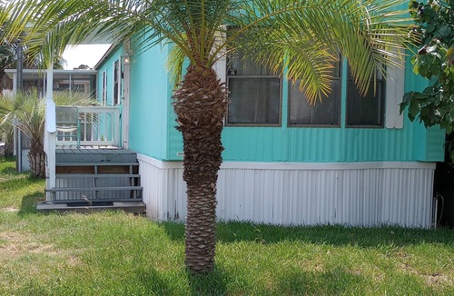 Cape Cay House | WATERFRONT! $75 JULY Special,New Remodel 2/2 Kayak, Gulf, dolphins, manatees.