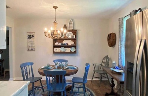 Fairhope Cottage | Waterfront cottage in Fairhope, Alabama