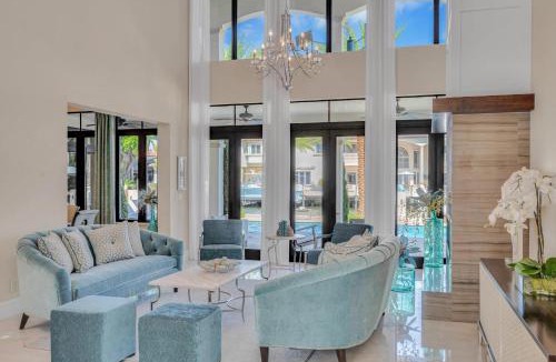Nurmi Isles Villa | Waterfront Heated Pool Canal View Access Mimosa Key VlLLAS