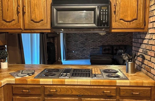 Springfield House | Waterfront Home in Killian
