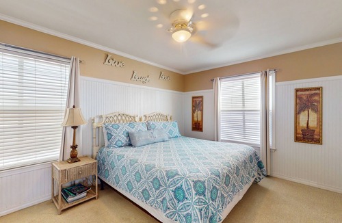 Royal Lagoons House | Waterfront home with bay & sound views, deck, grill, W/D, & AC