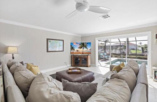 Marco Island House | Waterfront home with pool and western exposure
