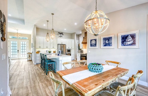 Port Charlotte House | Waterfront Key West Style Home with Heated Pool Located in South Gulf Cove
